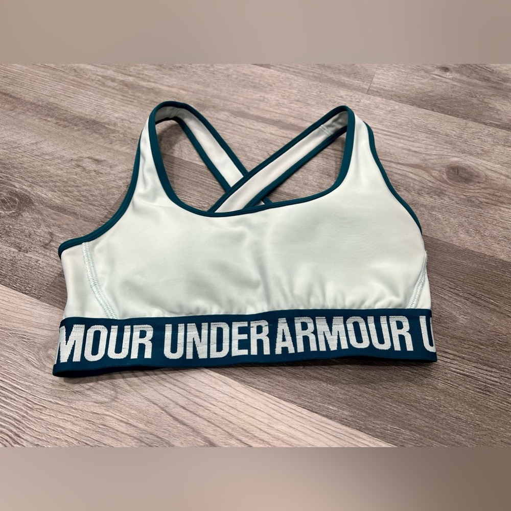Under Armour padded sports bra xs
